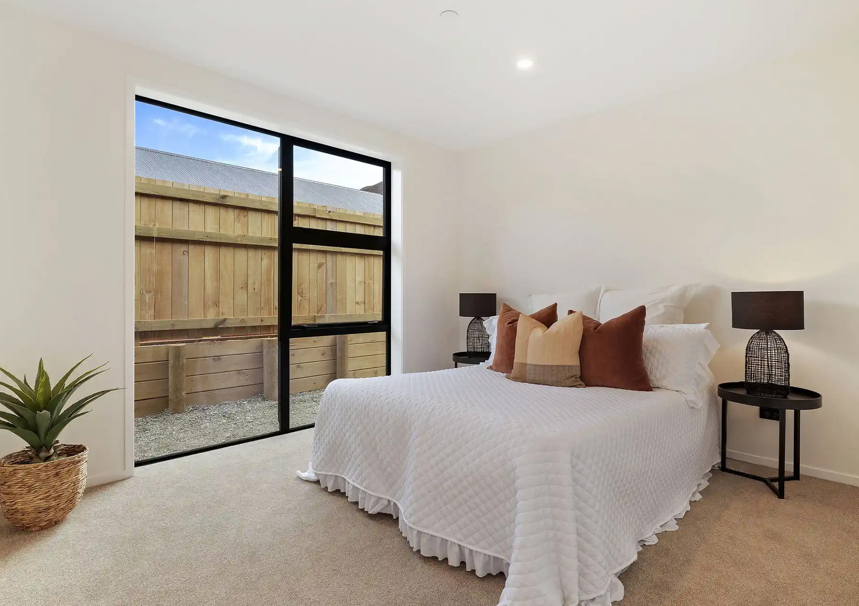 Huntingdon_0012_7d80aaf8ad30176617b12ff43fde36a8.crop.4700x