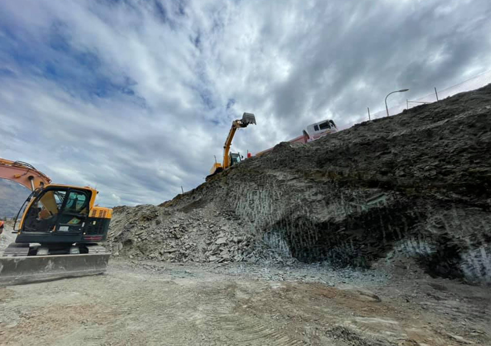 SnowyPlaceApartments_0002_Snowy Place - digout