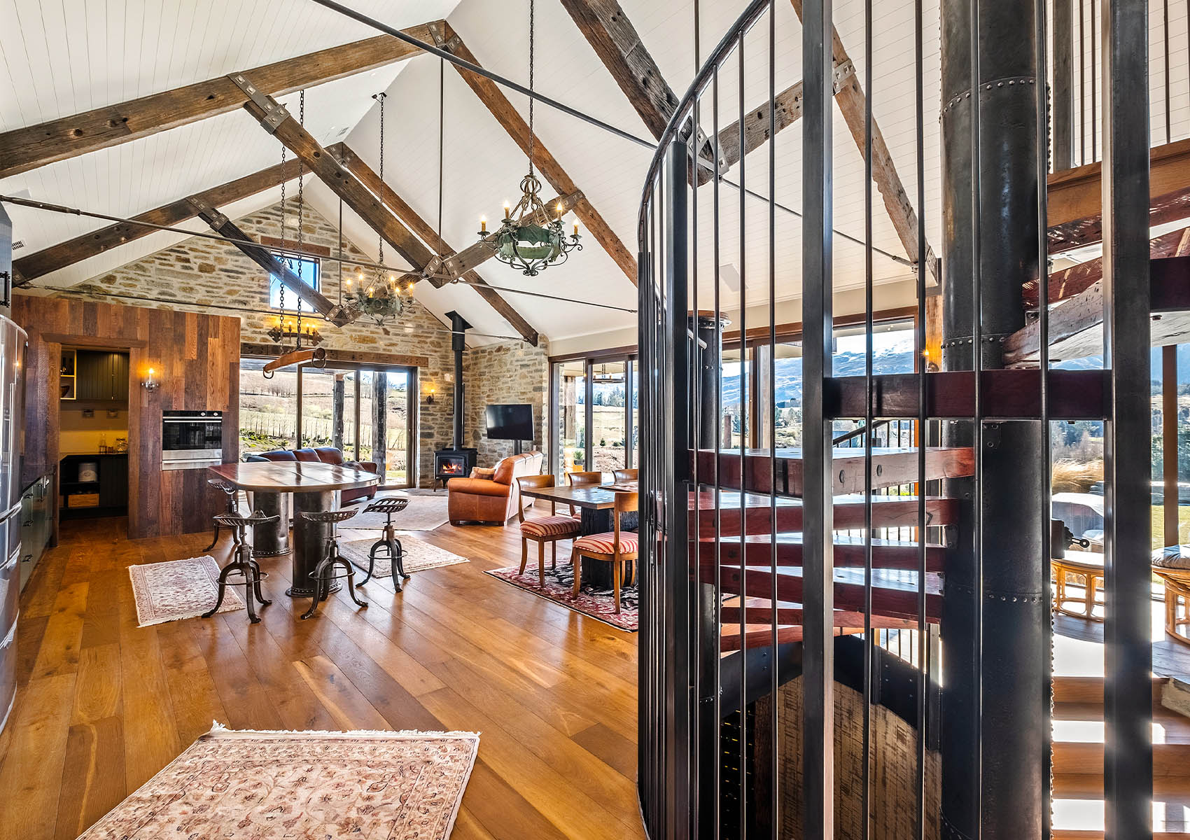 Threepwood_0010_SOG-46519-1-9-16