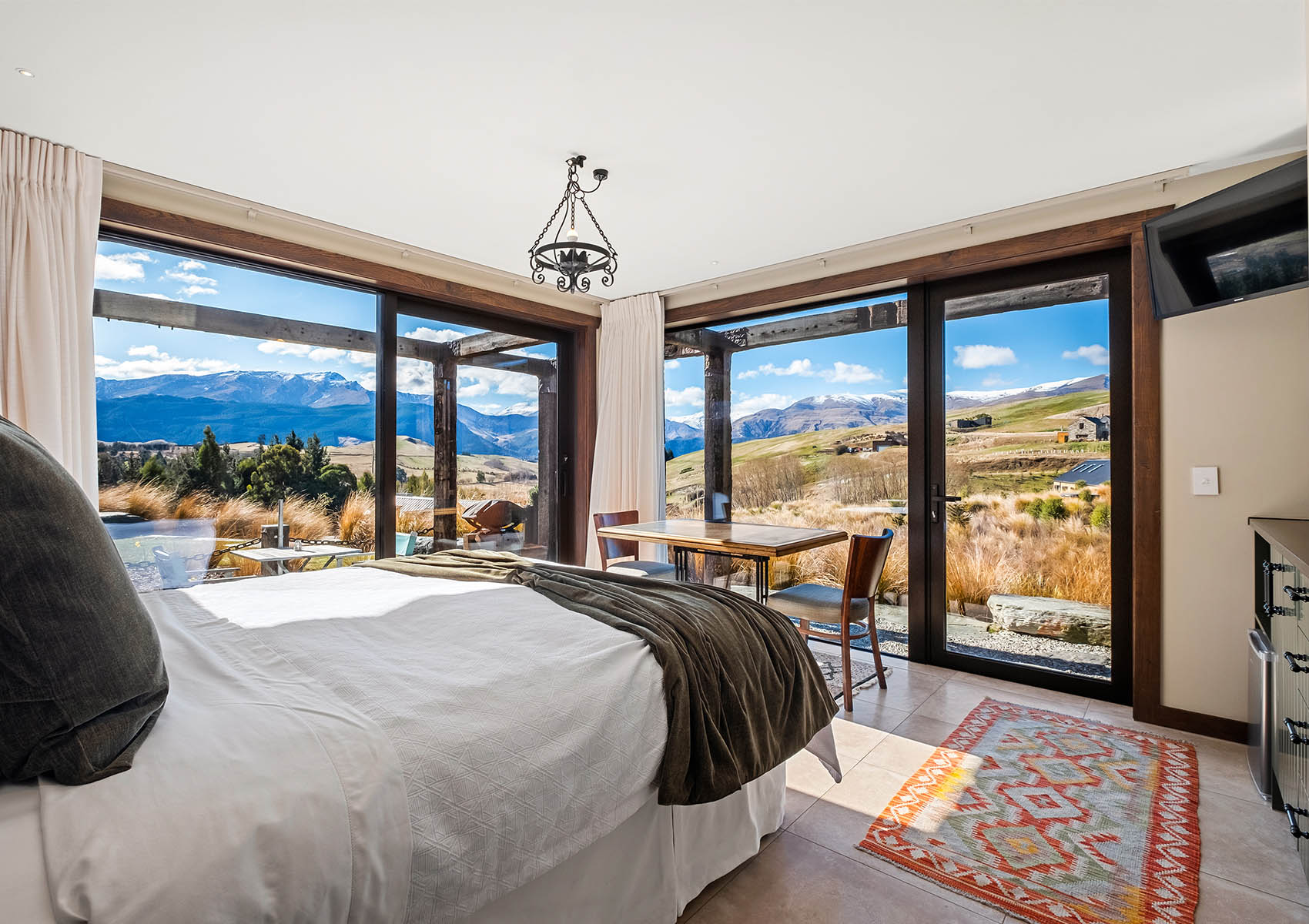 Threepwood_0012_SOG-46519-1-9-18