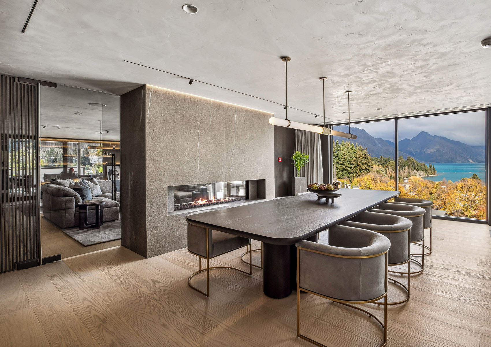 HoweConstruction_PenthouseSuite_10